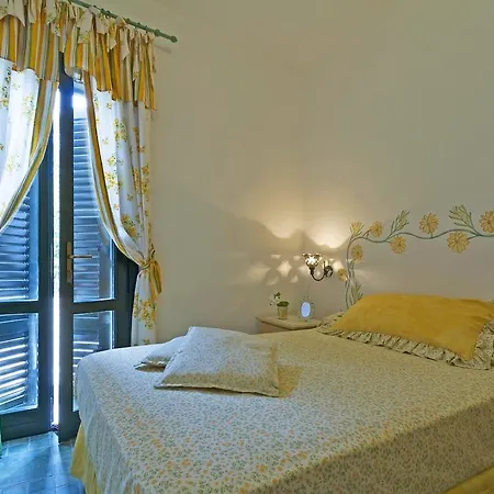 Di Fiori Fontane Bianche